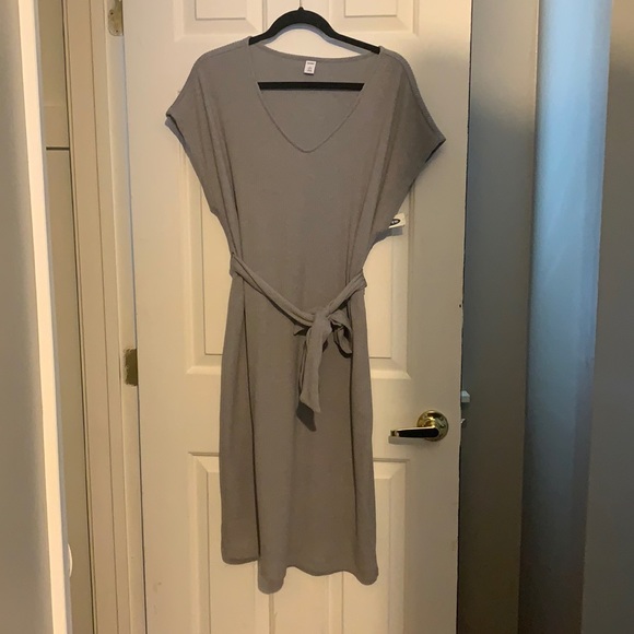 Old navy tie belted rib knit midi shift dress NWT - Picture 1 of 7